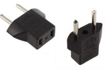 PRISE ADAPTATEUR  220  0803