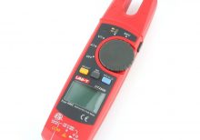 UT256B PINCE AMPERMETRIQUE EN FOURCHETTE AC/DC 200A