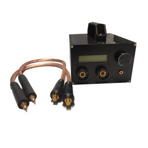 BLACKTECH LAB SOUDEUSE A POINT POUR BATTERIES