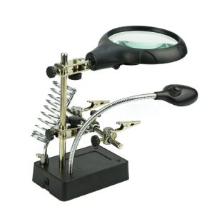 MG16129-C TROISIEME MAIN